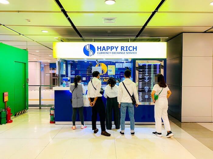 スワンナプーム空港のおすすめ両替所HappyRich