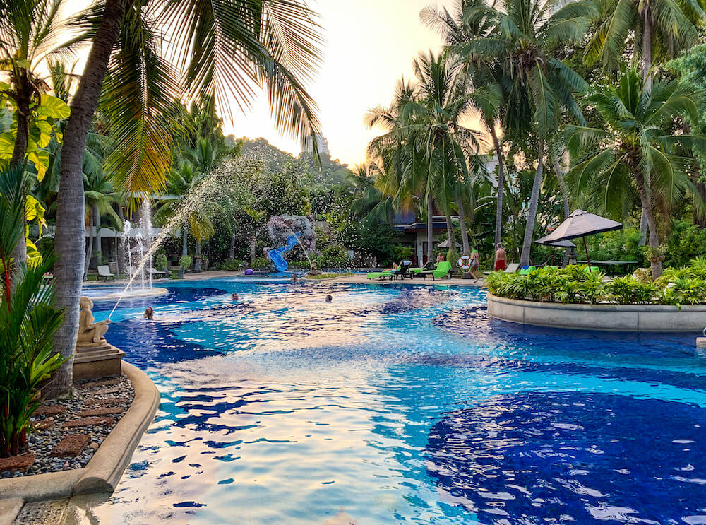 サイアム ベイショア リゾート パタヤ（Siam Bayshore Resort Pattaya）のプール