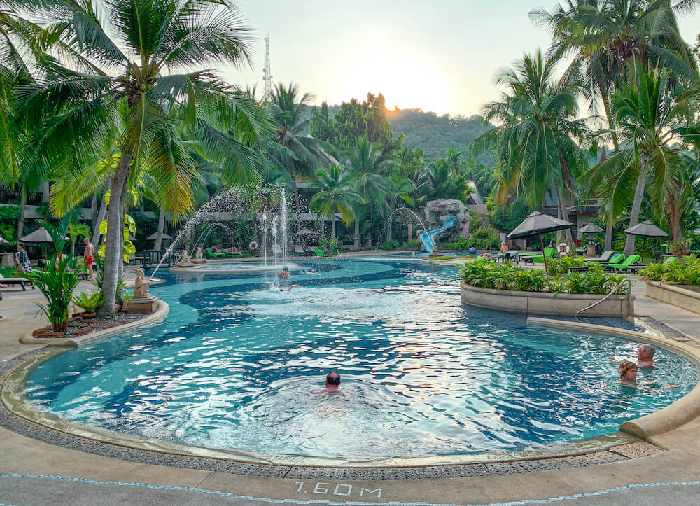 サイアム ベイショア リゾート パタヤ（Siam Bayshore Resort Pattaya）のプール１