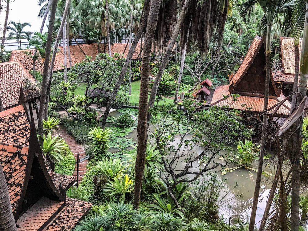 アヴァニ パタヤ リゾート（Avani Pattaya Resort）からの望むガーデンビューの景色