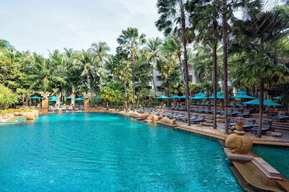 アヴァニ パタヤ リゾート（Avani Pattaya Resort）のプール３