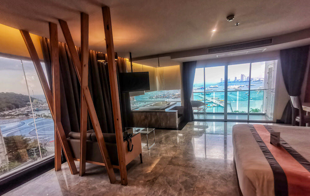 バリハイ ベイ レジデンス(Balihai Bay Residence)のプレミアム ダブル オーシャンビュールーム1