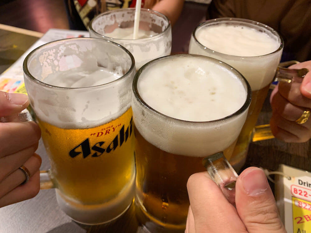 焼肉居酒屋「獏」で乾杯