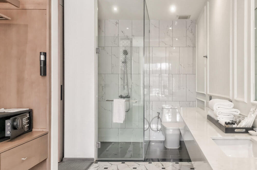 ワン パティオ ホテル パタヤ(One patio hotel pattaya)のバスルーム2