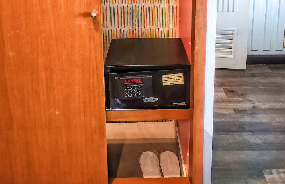 サンダレー リゾート パタヤ(Sandalay Resort Pattaya)客室のセーフティボックス