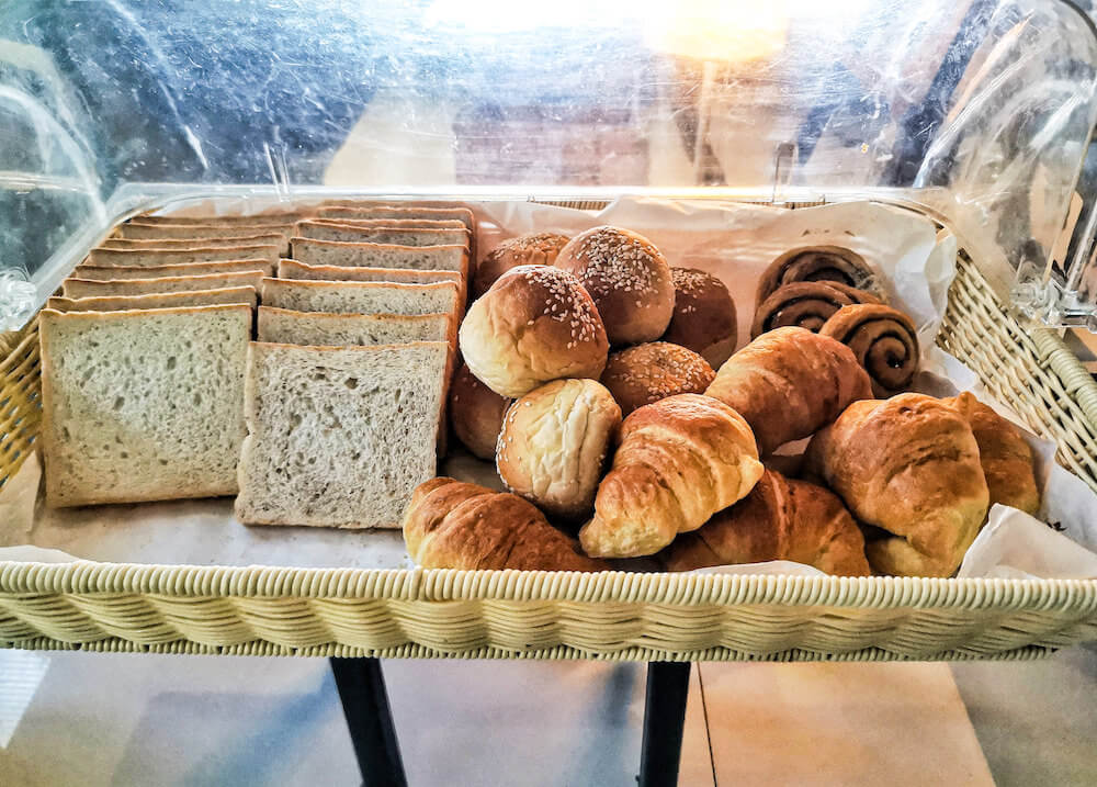 サンダレー リゾート パタヤ(Sandalay Resort Pattaya)朝食ビュッフェのパン