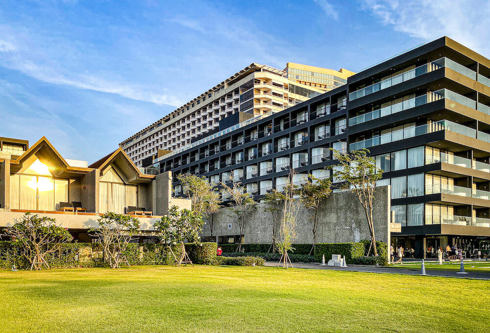 アナアナン リゾート アンド ヴィラズ パタヤ(Ana Anan Resort and Villas Pattaya)の外観