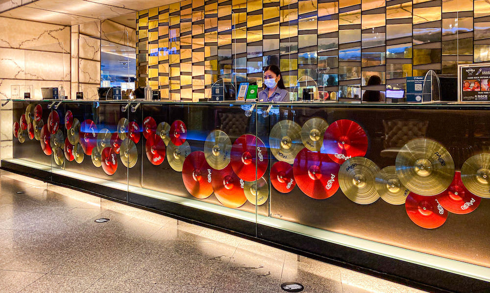 ハードロック ホテル パタヤ(Hard Rock Hotel Pattaya)のチェックインカウンター