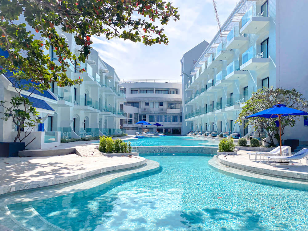 クラム パタヤ（Kram Pattaya）のプール１