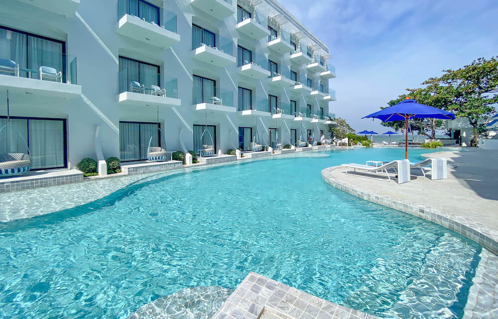 クラム パタヤ（Kram Pattaya）のプール２