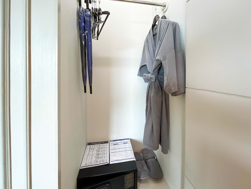 メラ マーレ パタヤ(Mera Mare Pattaya)客室のクローゼット