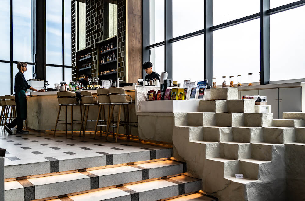 アーバー ホテル アンド レジデンス パタヤ(Arbour Hotel and Residence Pattaya)ルーフトップのレストラン2