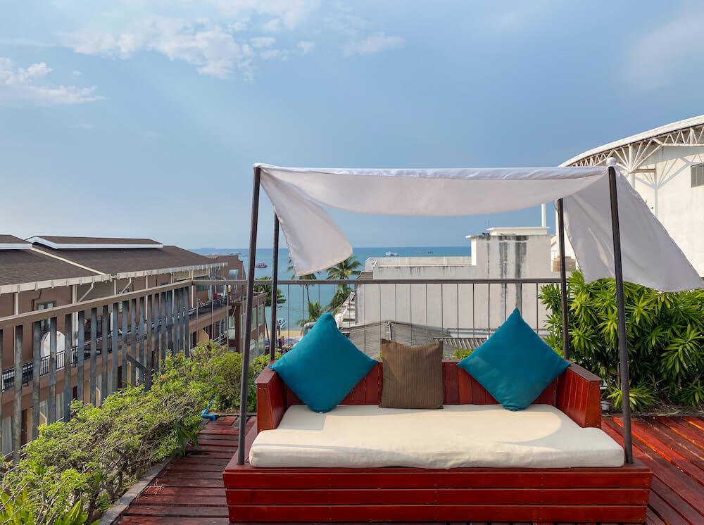 アヤ ブティック ホテル(Aya Boutique Hotel)の屋上テラス2