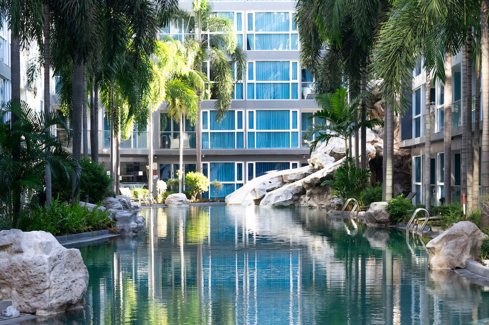 センタラ アズール ホテル パタヤ(Centara Azure Hotel Pattaya)のプール3