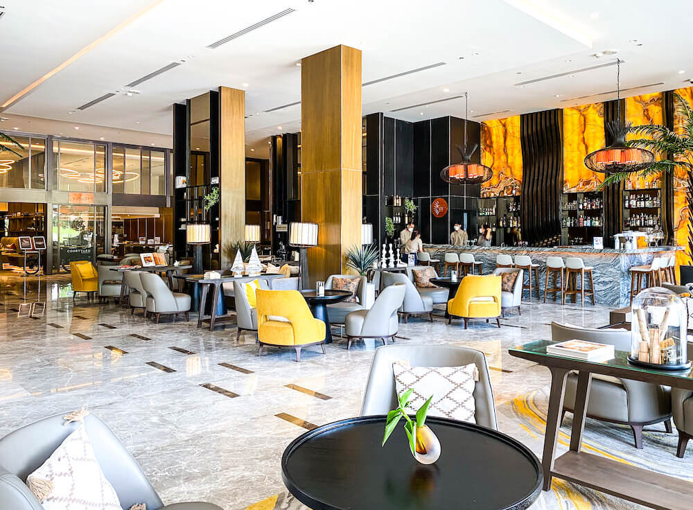 コートヤード バイ マリオット ノース パタヤ(Courtyard by Marriott North Pattaya)のエントランスロビー1