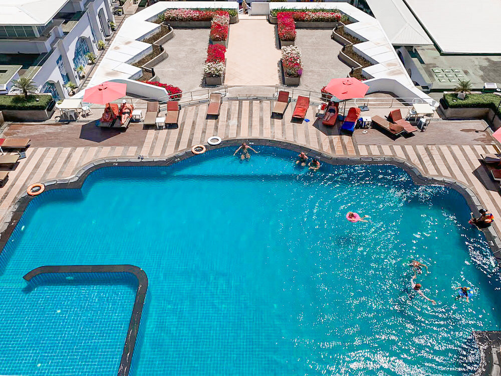 ディー ワーリー ジョムティエン ビーチ パタヤ ホテル(D Varee Jomtien Beach Pattaya Hotel)のプール