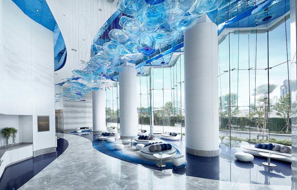 グランデセンターポイントパタヤ(Grande Centre Point Pattaya)のエントランスロビー