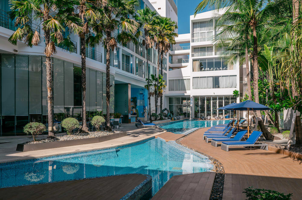 ホテル バラクーダ ヒートン パタヤ バイ コンパス ホスピタリティ(Hotel Baraquda Heeton Pattaya by Compass Hospitality)のプール1