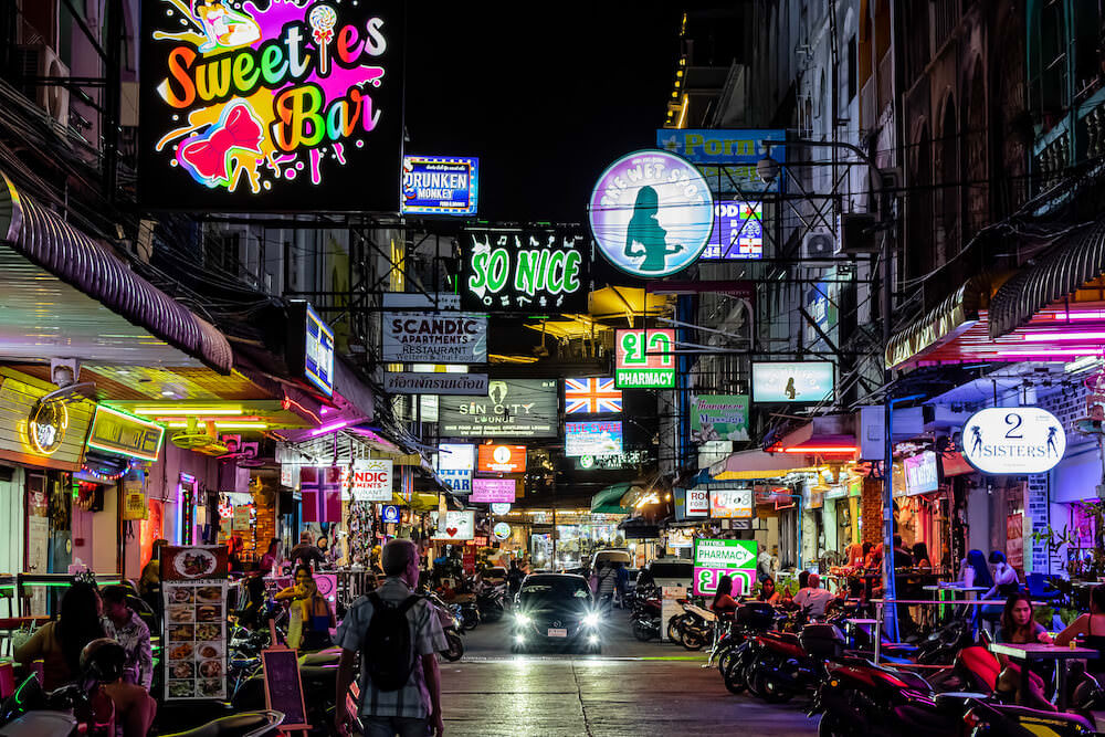 パタヤの歓楽街Soi13/2