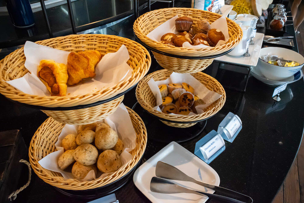 ホテル バラクーダ ヒートン パタヤ バイ コンパス ホスピタリティ（Hotel Baraquda Heeton Pattaya by Compass Hospitality）の朝食ビュッフェ２