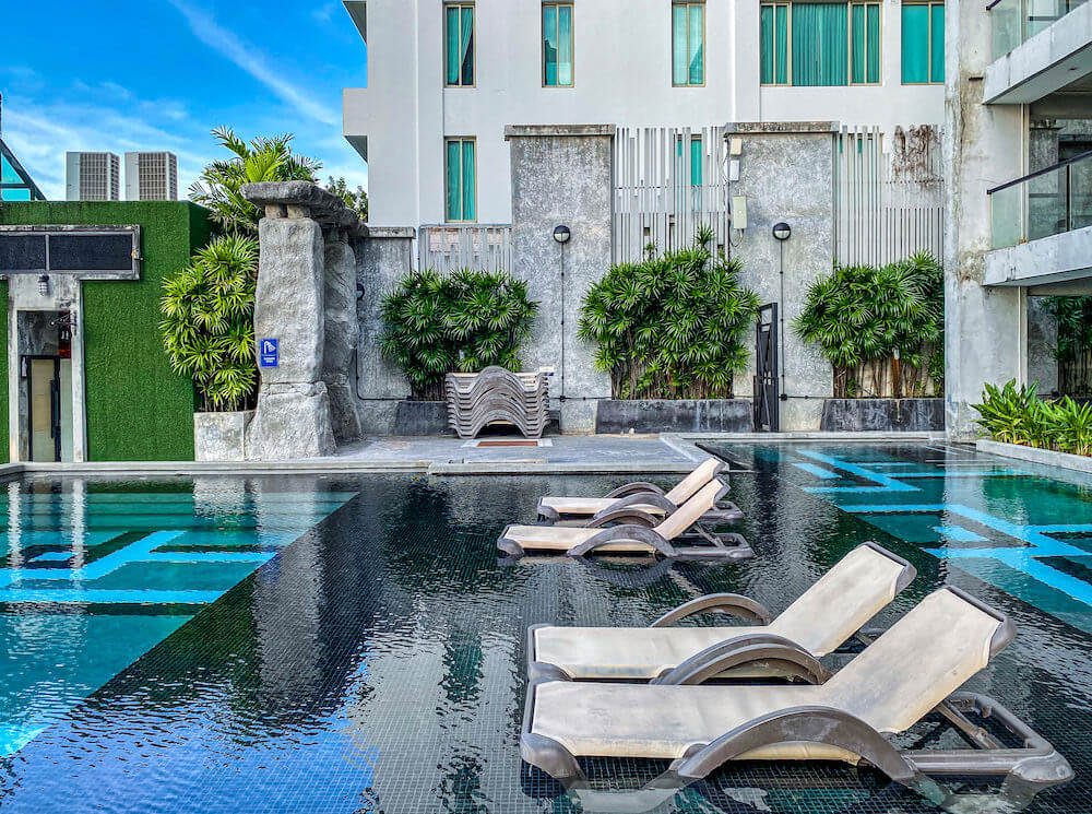 パタヤ モーダス ビーチフロント リゾート(Pattaya Modus Beachfront Resort)のプール1