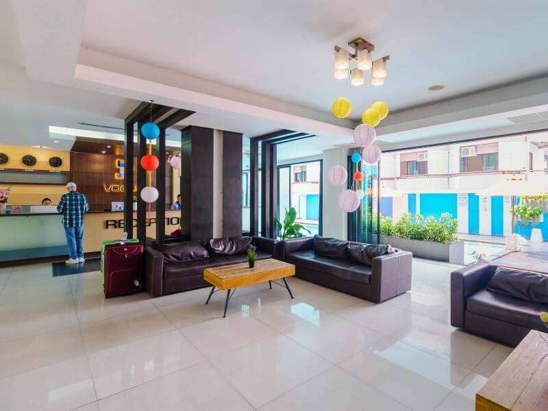 ヴォーグパタヤ(Vogue Pattaya)のレセプションロビー