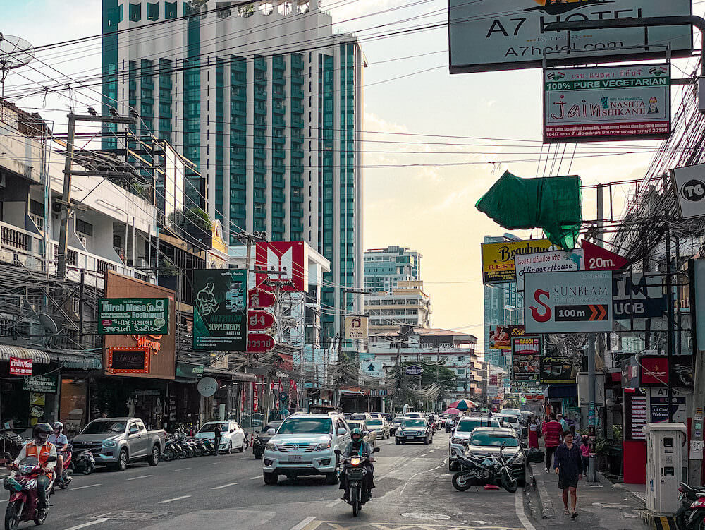 エイプリル スイーツ(April Suites Pattaya)近くのセカンドロード