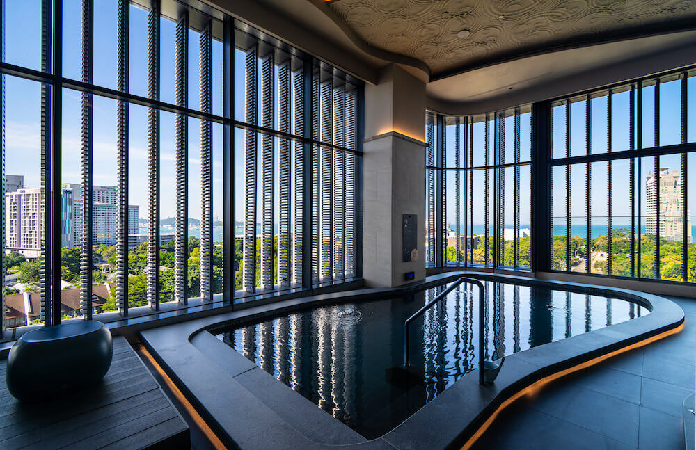 グランデセンターポイントスペースパタヤ(「Grande Centre Point Space Pattaya)の温泉